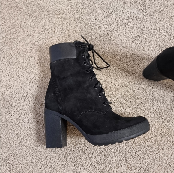 Timberland Snow Boots - Picture 7 of 9